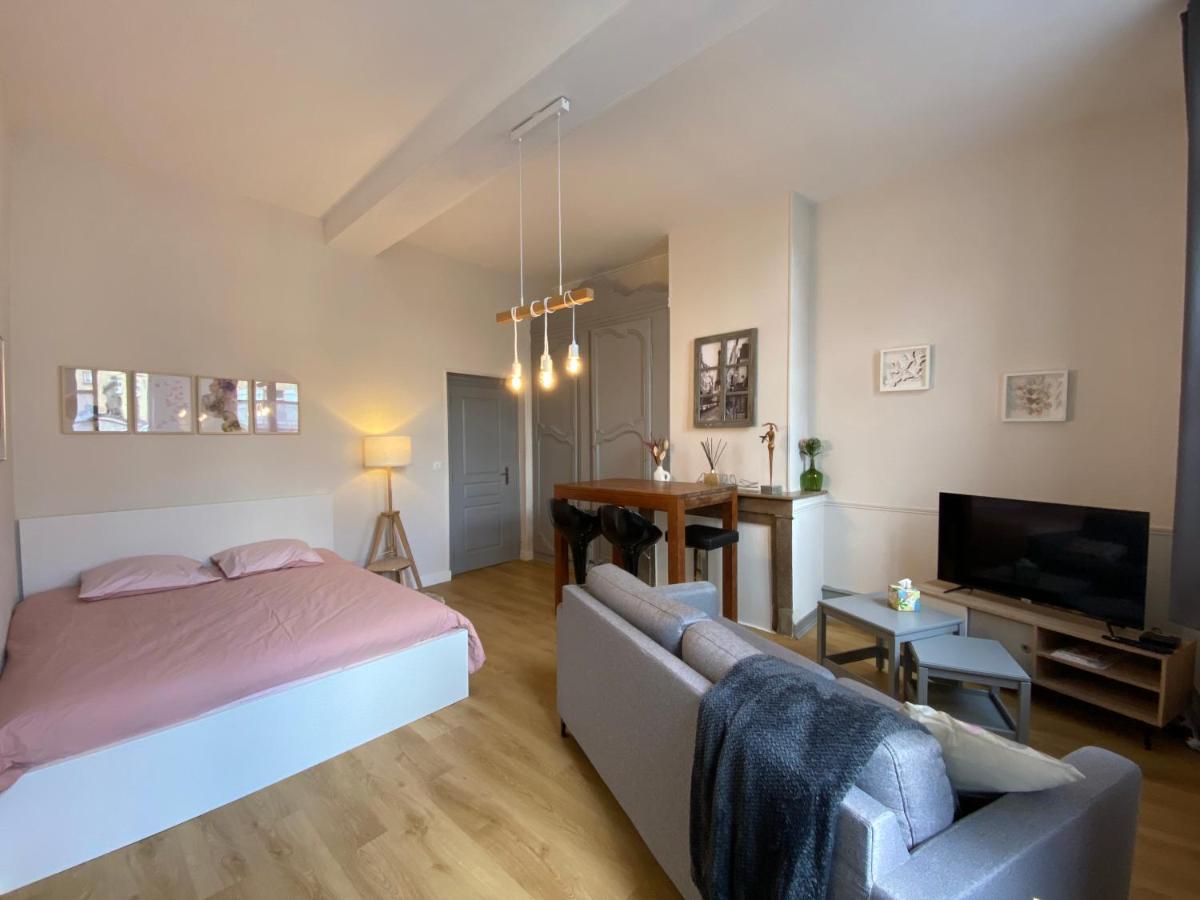 Studio Papillon En Plein Coeur De Ville Saint-Omer  Bagian luar foto